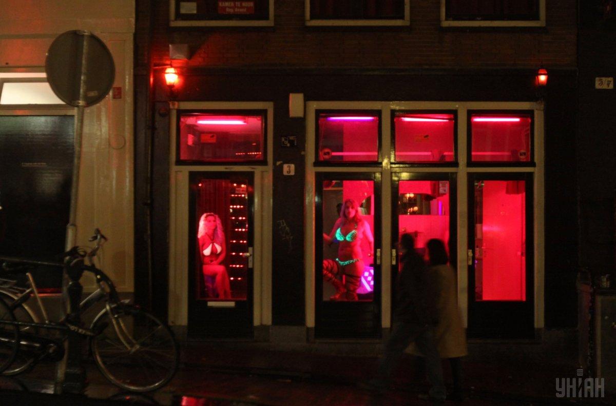 Амстердам, вулиця червоних ліхтарів