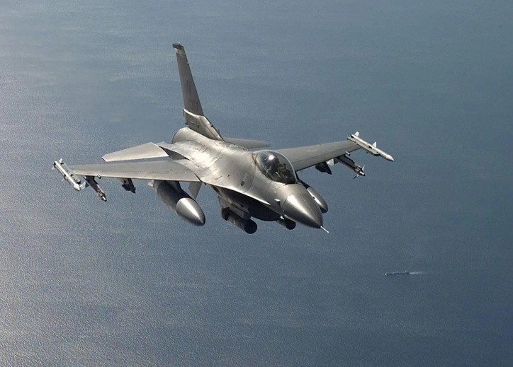 F-16